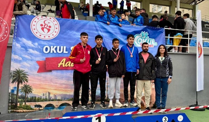 Niğdeli sporcu Adana’da iki farklı mesafede yarıştı