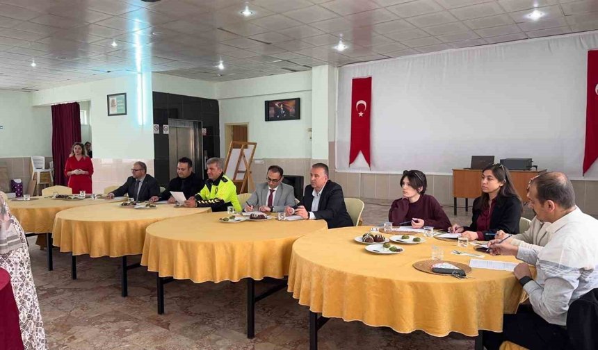 Ulukışla'da pastacılık kursiyerleri hünerlerini sergiledi