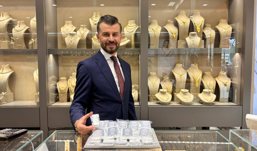 Niğde’de kuyumcu Erdoğdu: “Gümüş yükselmeden alın”