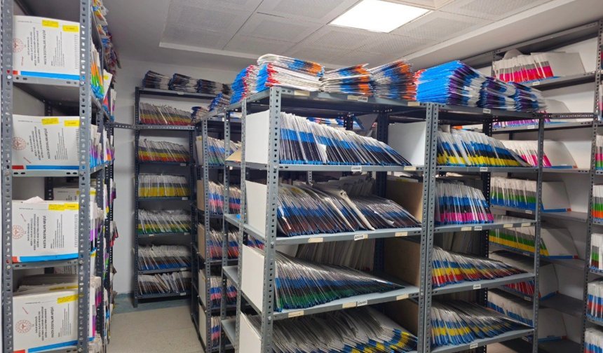 Niğde Ömer Halisdemir Hastanesi arşiv birimi yenilendi