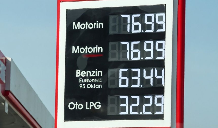 Akaryakıta zam pompalara yansıdı