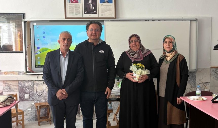 Şehit Savaş Borlu’nun ailesi öğrencilerle buluştu