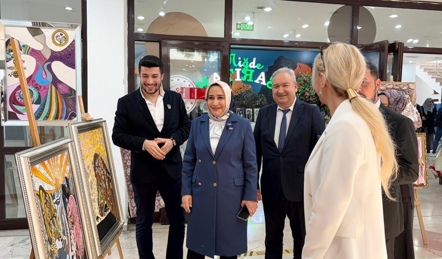 Niğde’de kursiyerlerin el emeği ürünleri sergilendi