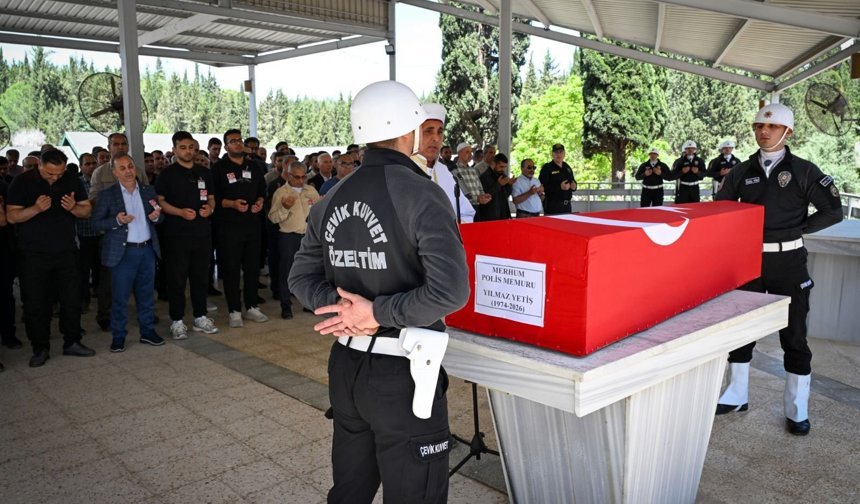 Niğdeli polis memuru için tören düzenlendi