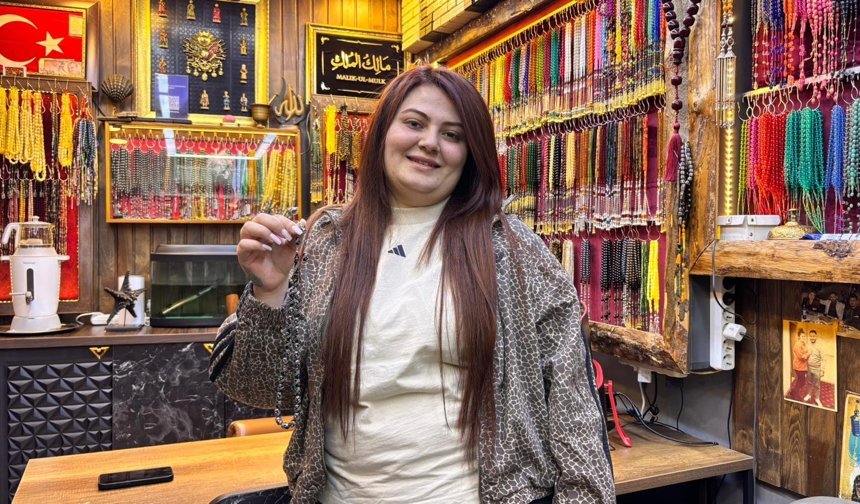 Tesbihçiler Sokağı’nda tek kadın esnaf