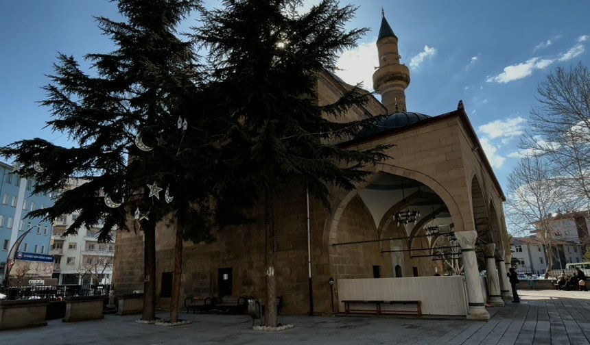 Niğde’de 16. yüzyıldan günümüze uzanan ibadethane