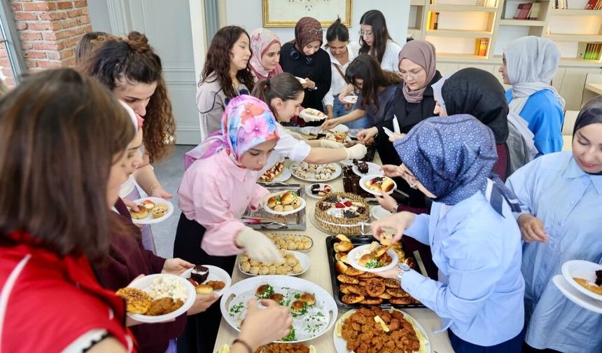 Genç Ofis’te pastacılık atölyesi sertifika töreni