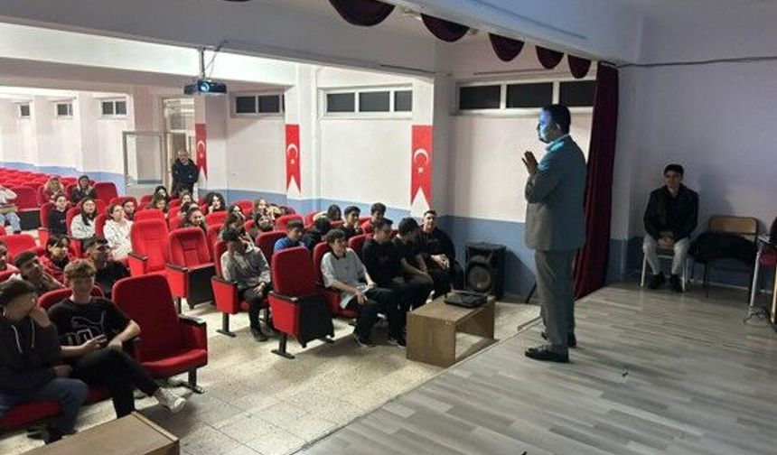 Niğde Bor Atatürk Lisesi’ne üniversite tanıtım ziyareti