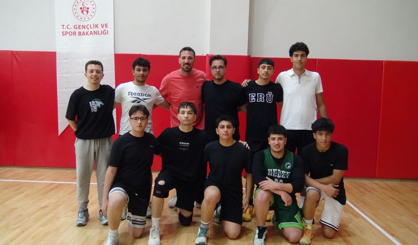 Niğde’de 19 Mayıs’a özel 3x3 basketbol heyecanı