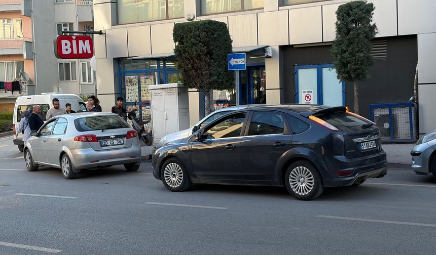 Niğde’de maddi hasarlı kaza