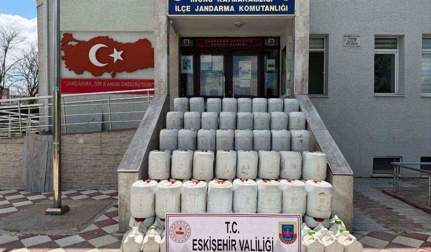 Jandarma 2 bin 270 litre sahte sıvı gübre ele geçirildi