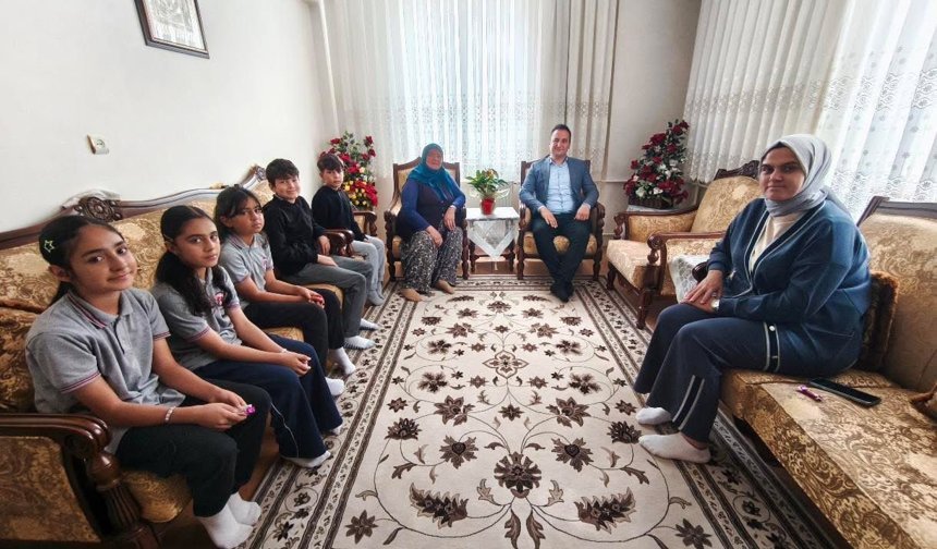 Niğde’de şehit annesine anlamlı ziyaret