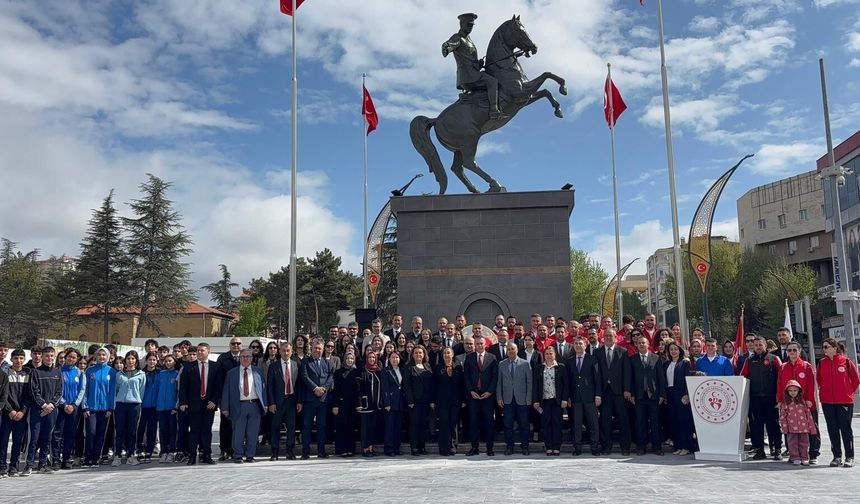 Gençlik Haftası Niğde’de başladı