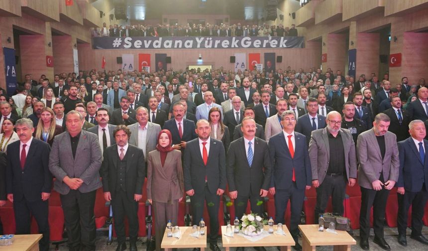 Başkan Ağıralioğlu Niğde’de vatandaşlarla buluştu