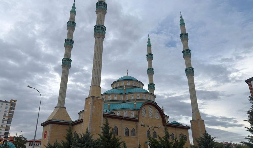 Niğde’de bayram namazı saat kaçta kılınacak?