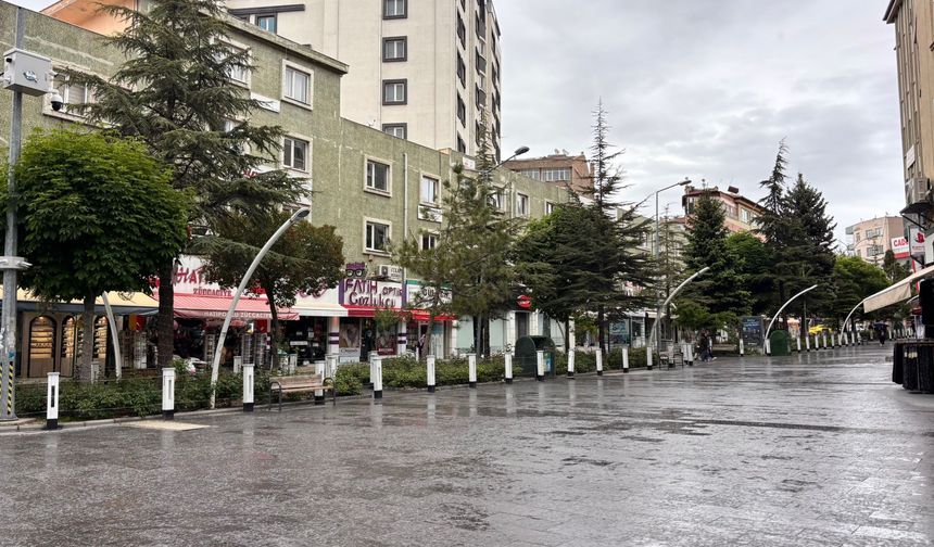 Bayramın ikinci gününde Niğde’de yağmur etkili oldu