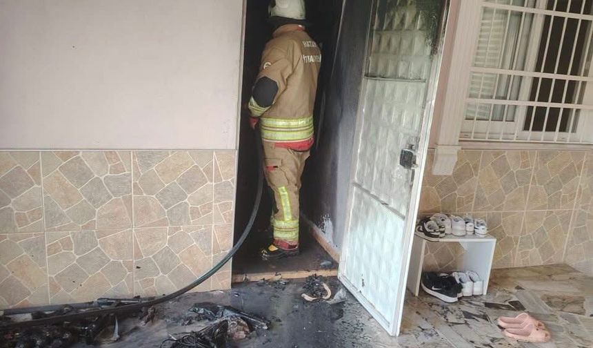 Evin depo bölümünde çıkan yangın söndürüldü