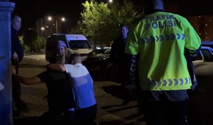 Bu kez alkollü sürücü değil, yolcu zorluk çıkardı