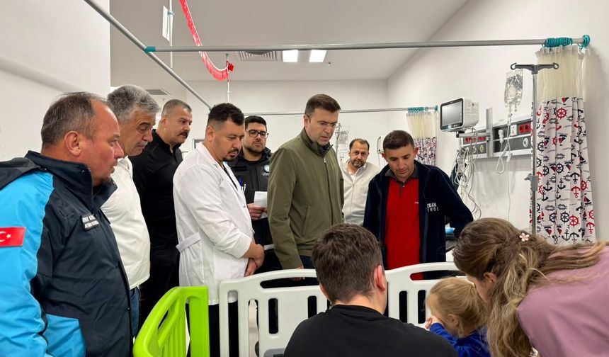 Vali Akmeşe selde yaralananları hastanede ziyaret etti