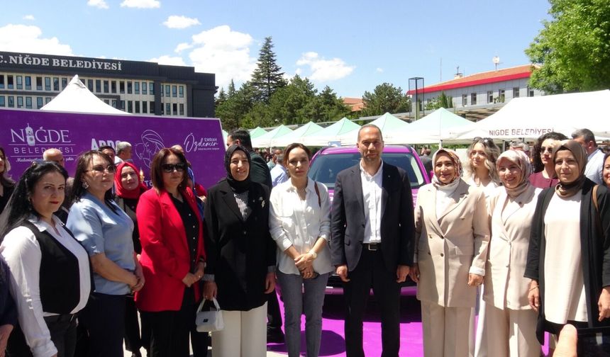 Niğde'de "Anne Taksi" hizmete girdi