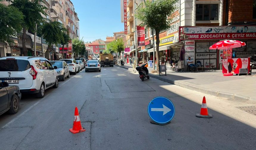 Paşakapı Caddesi’nde yol bakım çalışması