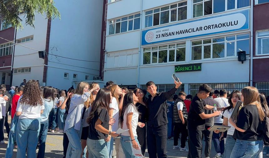 Niğde’de 67 bin 811 öğrenci karne heyecanı yaşadı