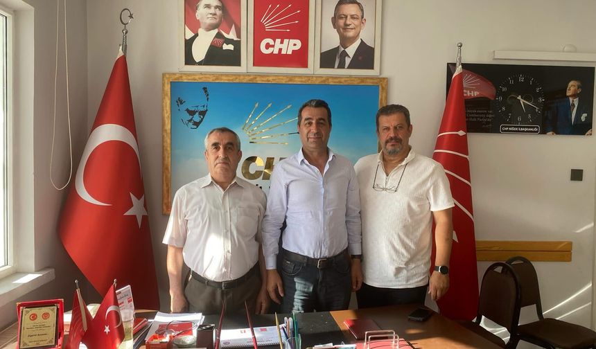 CHP’li Erhan Adem:” Butlan kararını tanımıyoruz!”