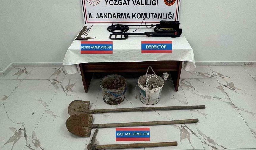 Kaçak kazı yapan 7 kişi yakalandı