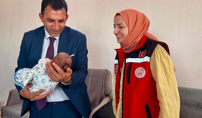 Niğde'de yeni yuvalara bakanlık selamı iletildi