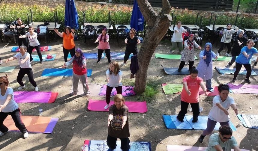 Açık havada yoga zamanı
