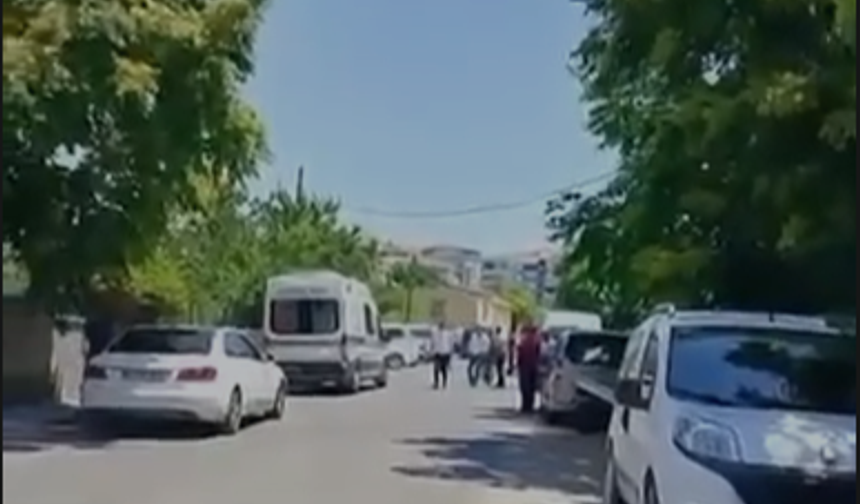 Bor'da bir kişi ağaca asılı halde ölü bulundu