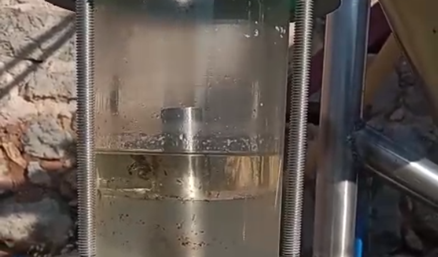 Yeşilburç'ta lavantalar yağa dönüştürülüyor
