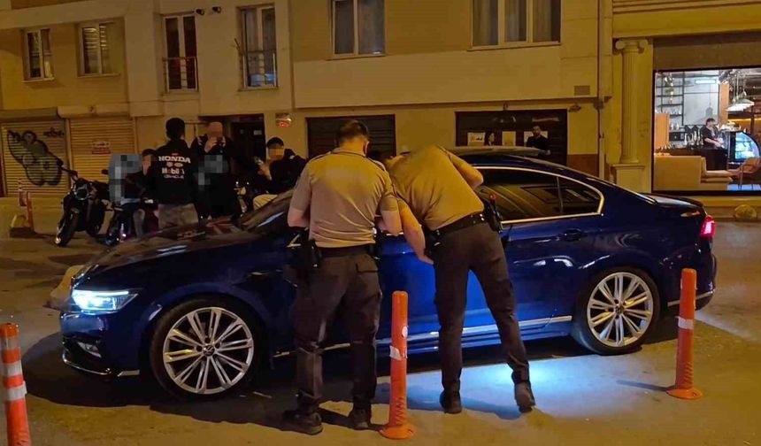 Gece farları kapalı ilerleyen sürücüye ceza