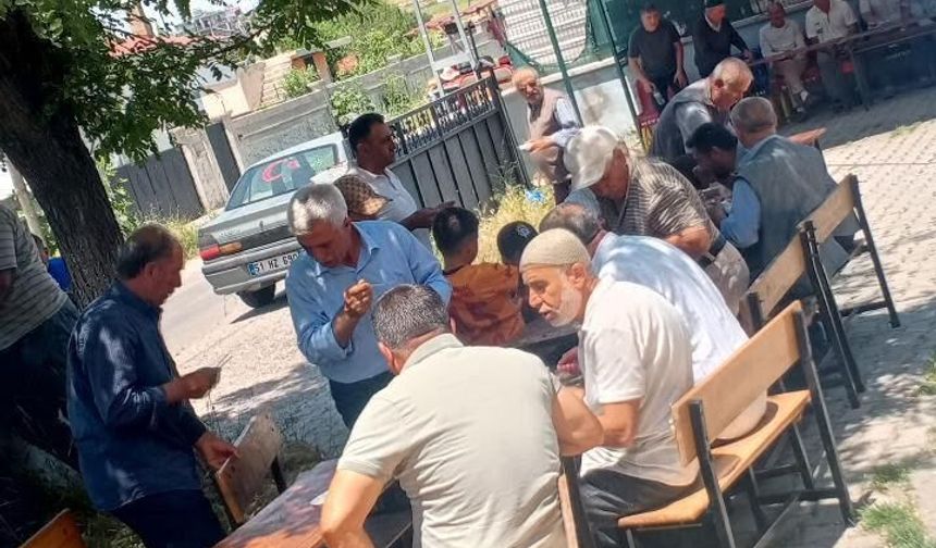 Niğde'nin Çardak köyünde aşure geleneği yaşatıldı