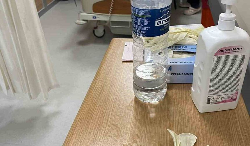 Vücudundan 5 günde 62 parça uyuşturucu çıktı
