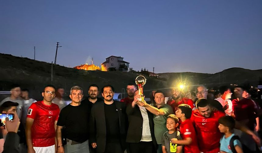 Ulukışla'da halk futbol turnuvası final heyecanıyla tamamlandı