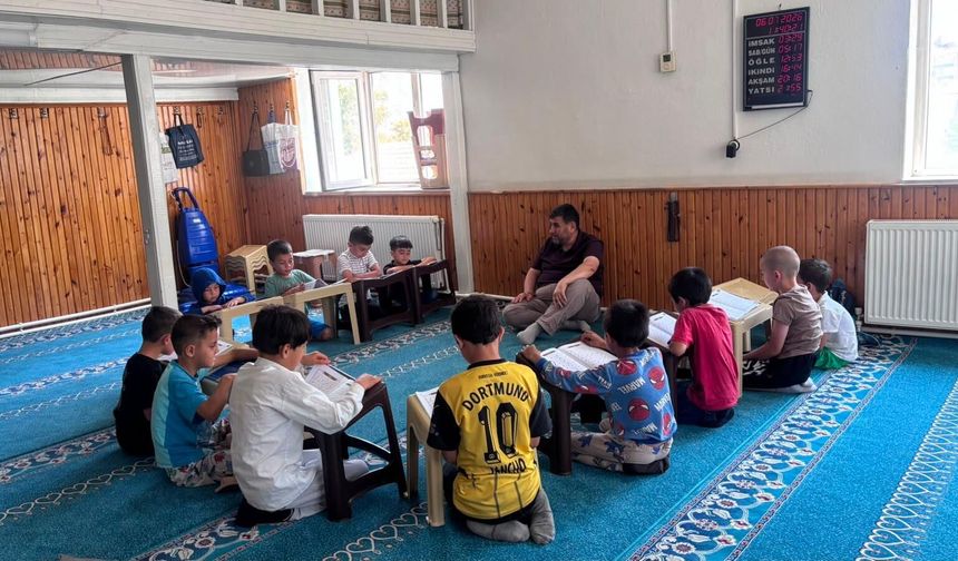 Niğde'de yaz Kur'an kurslarına 5 bin 700 öğrenci kayıt yaptırdı