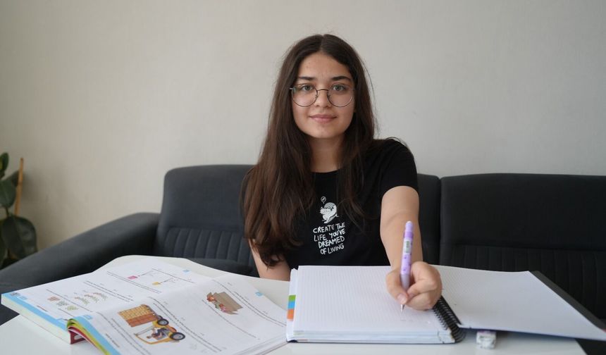 Niğde'de aynı aileden ikinci kez LGS Türkiye birincisi