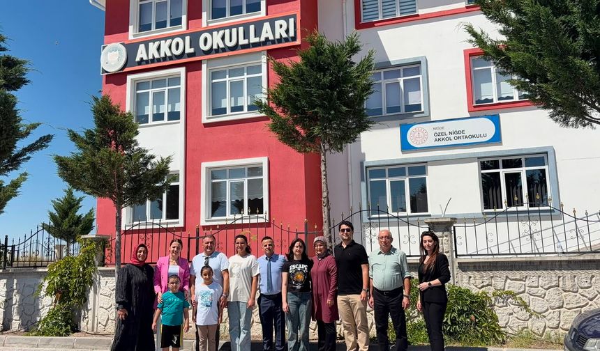 LGS'de zirvenin adı Akkol Okulları: 2 Türkiye birincisi