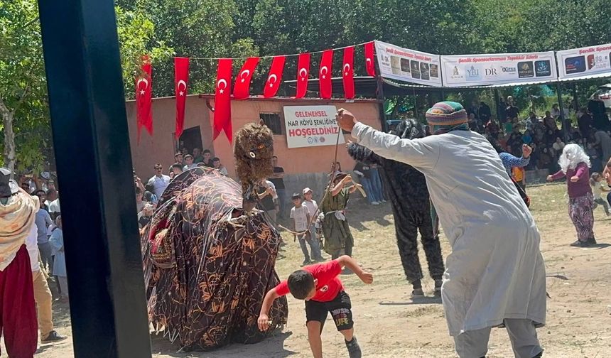 Nar Vadisi Delikli Kaya Şenlikleri yoğun katılımla düzenlendi
