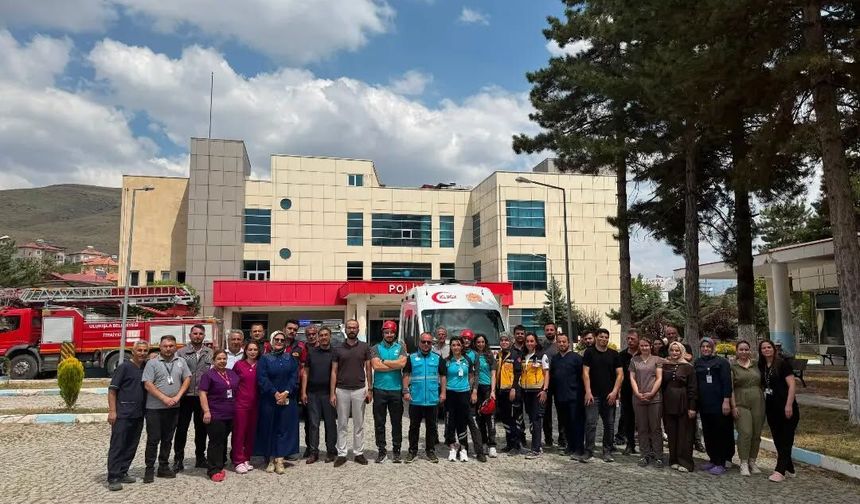 Ulukışla Devlet Hastanesi'nde afet tatbikatı gerçekleştirildi