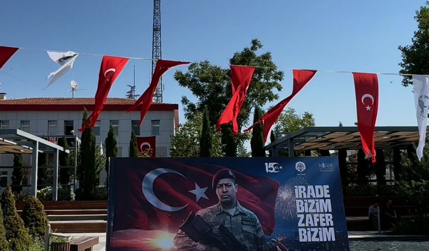 Niğde 15 Temmuz'da bayraklarla donatıldı