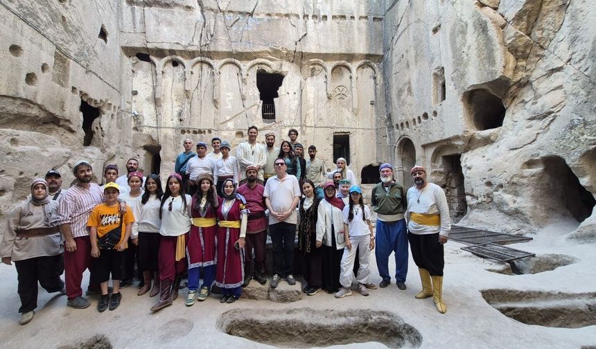 Gümüşler manastırı, geleneksel okçuluk yarışmasıyla tanıtıldı