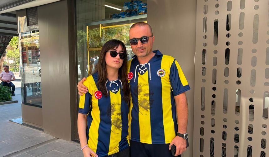 Dünya Fenerbahçeliler Günü’nde formayla farkındalık
