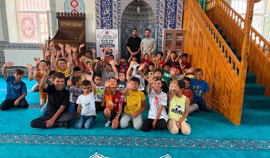 Çiftlik'te "Cami Market" projesiyle öğrenciler ödüllendiriliyor