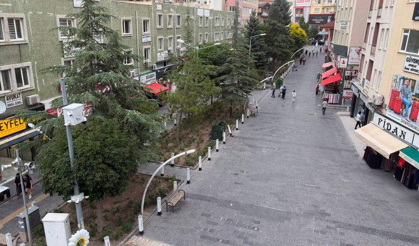 Niğde'de sıcak hava yerini serinliğe bıraktı