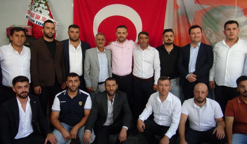 Murtaza Köyü Derneği’nde Fethi Soyak güven tazeledi