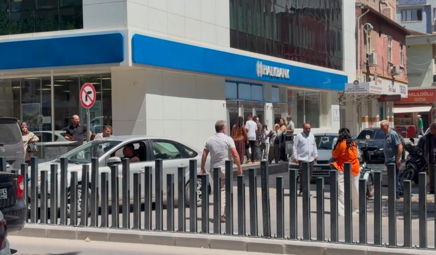 Niğde'de otomobil elektrikli bisiklete çarptı