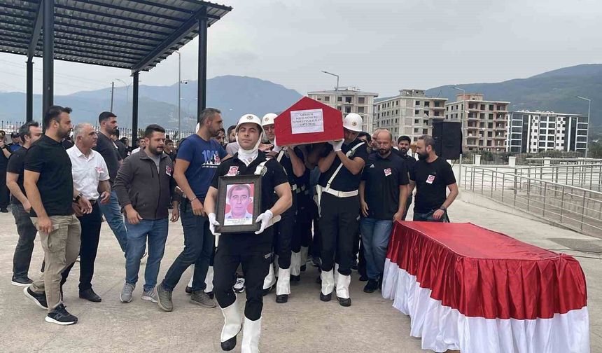 Hayatını kaybeden polis memuru için tören düzenlendi