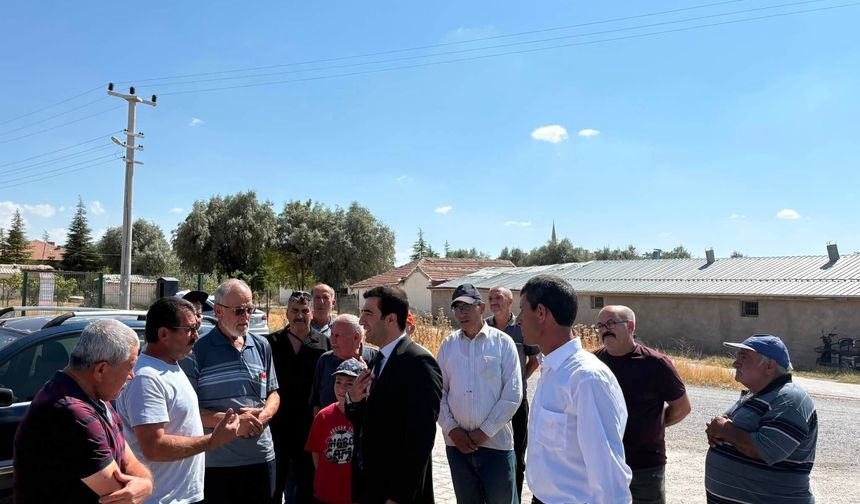 Kaymakam Kalkan, köylerde vatandaşla buluştu